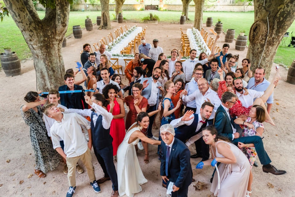 se-marier-provence-2021-lancon-salon-aix-marseille-lieu-reception-chateau-diner-exterieur-platanes