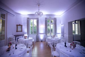 salle-reception-mariage-table-provence