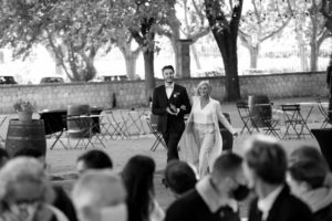 entourer-bons-prestataires-mariage-couple-maries-ceremonie