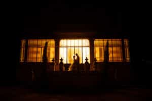 chateau-facade-verriere-maries-lumieres