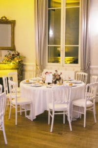 mariage-boheme-chic-provence-ceremonie-lieu-reception-table-noce