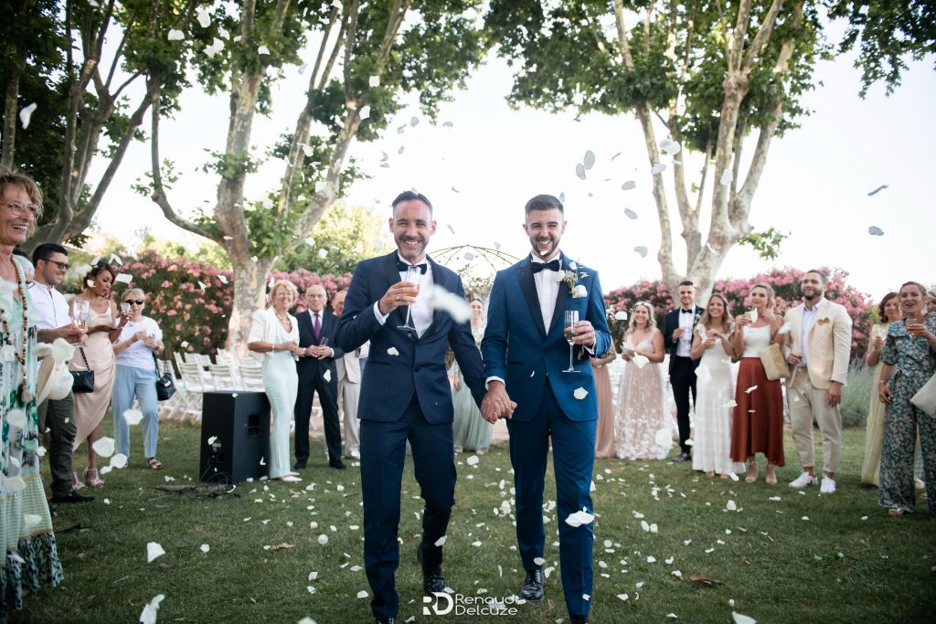 mariage provence lieu de reception venue aix marseille salon avignon wedding ceremony chateau privatise lieu d'exception dream venue couple bride groom happy couple