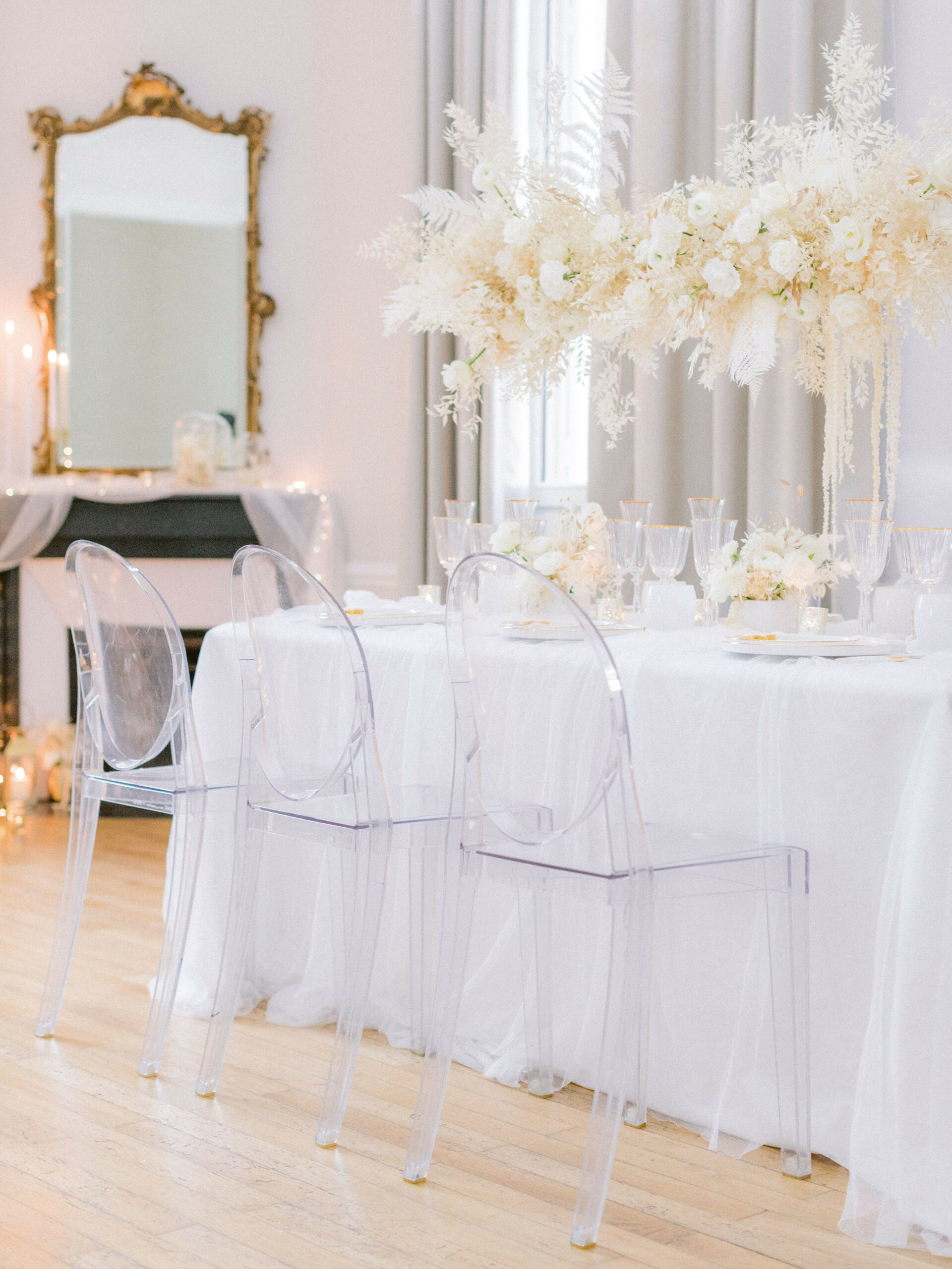 provence lieu de reception venue aix marseille salon avignon wedding chateau privatise lieu d'exception dream venue la beaumetane chateau en provence deocration blanche noel gold and white