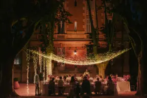 mariage haut de gamme au château la Beaumetane avec diner en extérieur