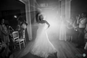 mariee-maries-slow-danse-chateau-invites